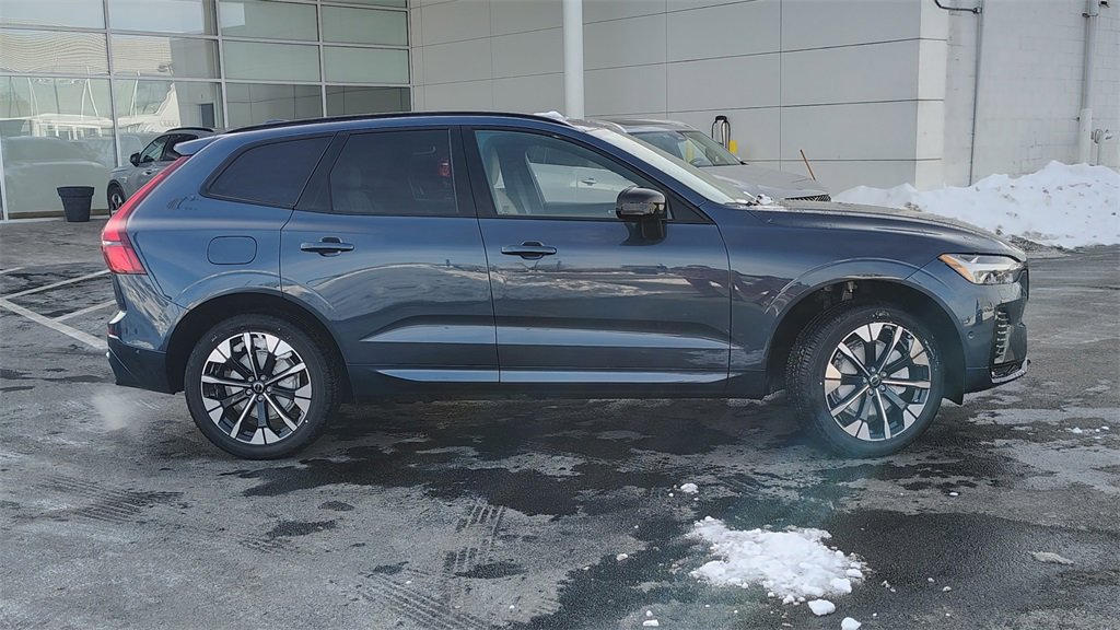 New 2026 Volvo XC60 B5 Plus w/ Climate Package image 2