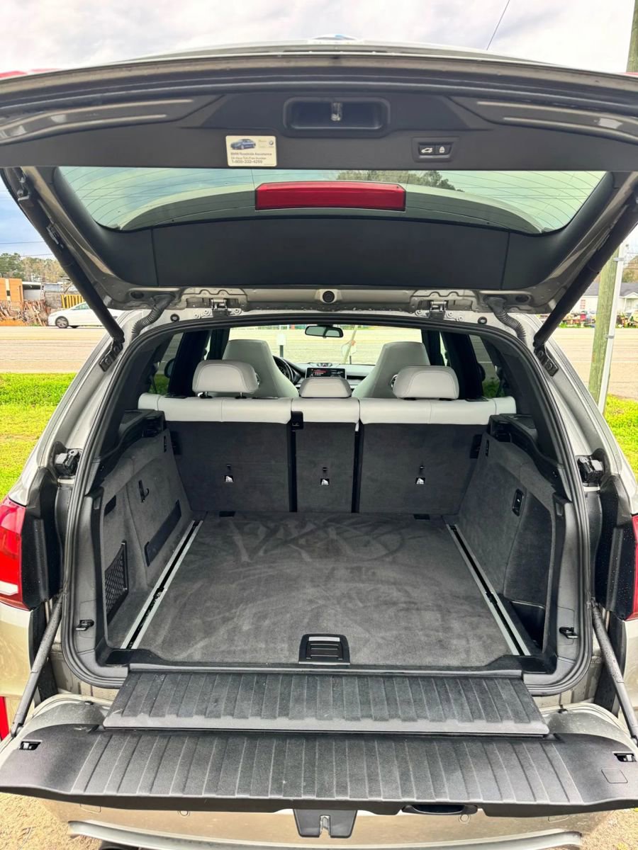 Used 2015 BMW X5 M image 20