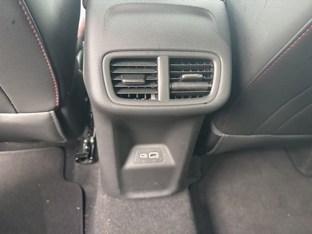 Used 2022 Buick Envision Essence w/ Sport Touring Package image 24