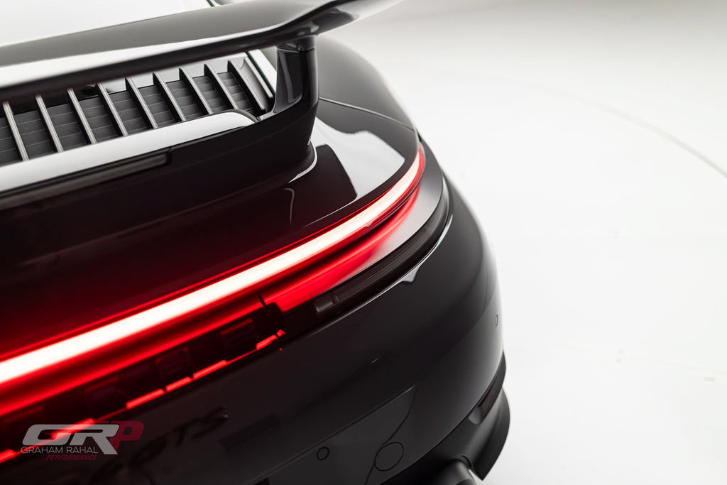 Used 2025 Porsche 911 GTS image 19