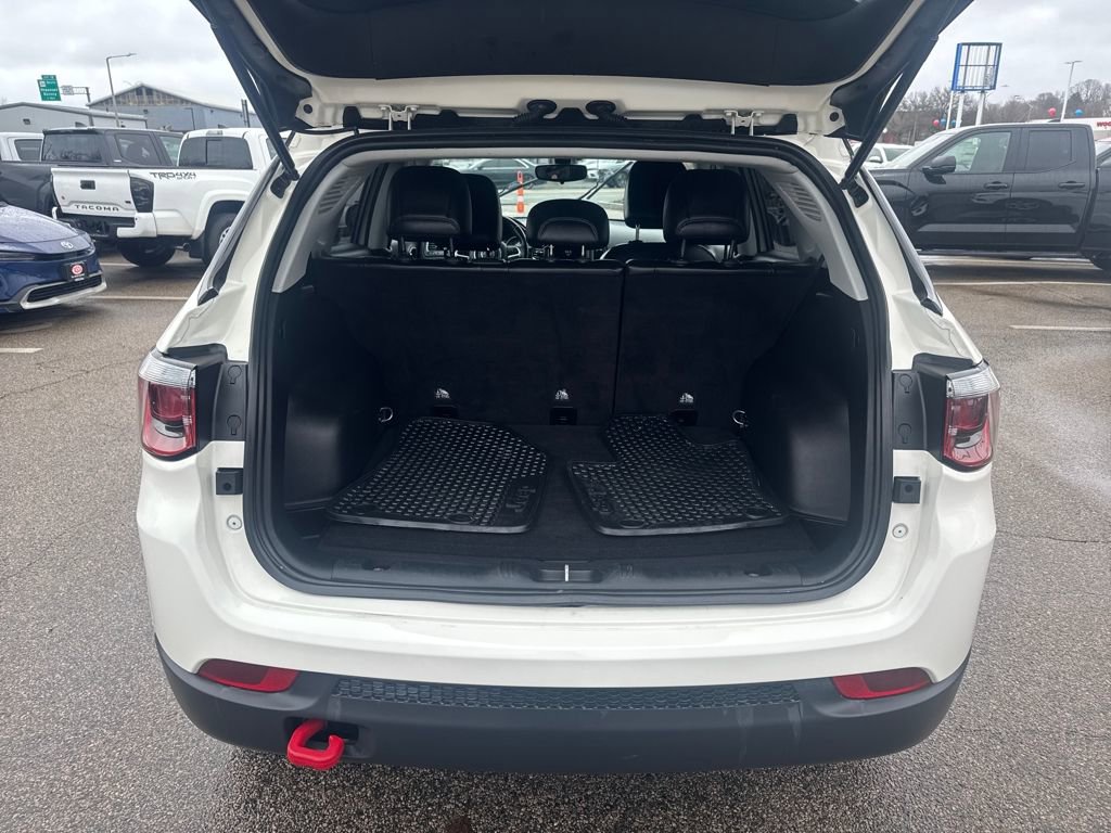Used 2019 Jeep Compass Trailhawk image 7