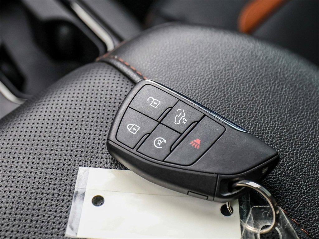 Used 2024 GMC Sierra 1500 AT4 w/ Technology Package image 37