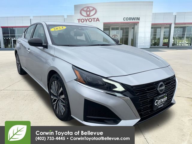 Used 2024 Nissan Altima 2.5 SV