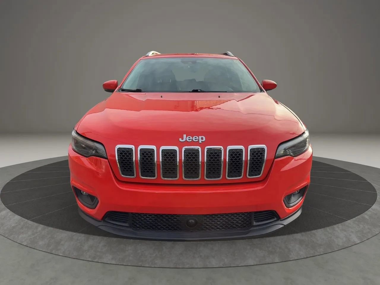 Used 2021 Jeep Cherokee Latitude Lux w/ Comfort/Convenience Group AWD/4WD image 2