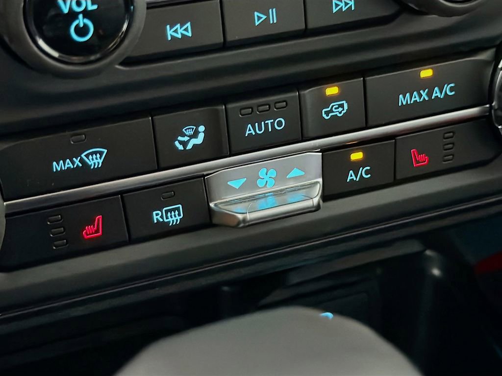 Used 2025 Ford Bronco Heritage Edition image 22