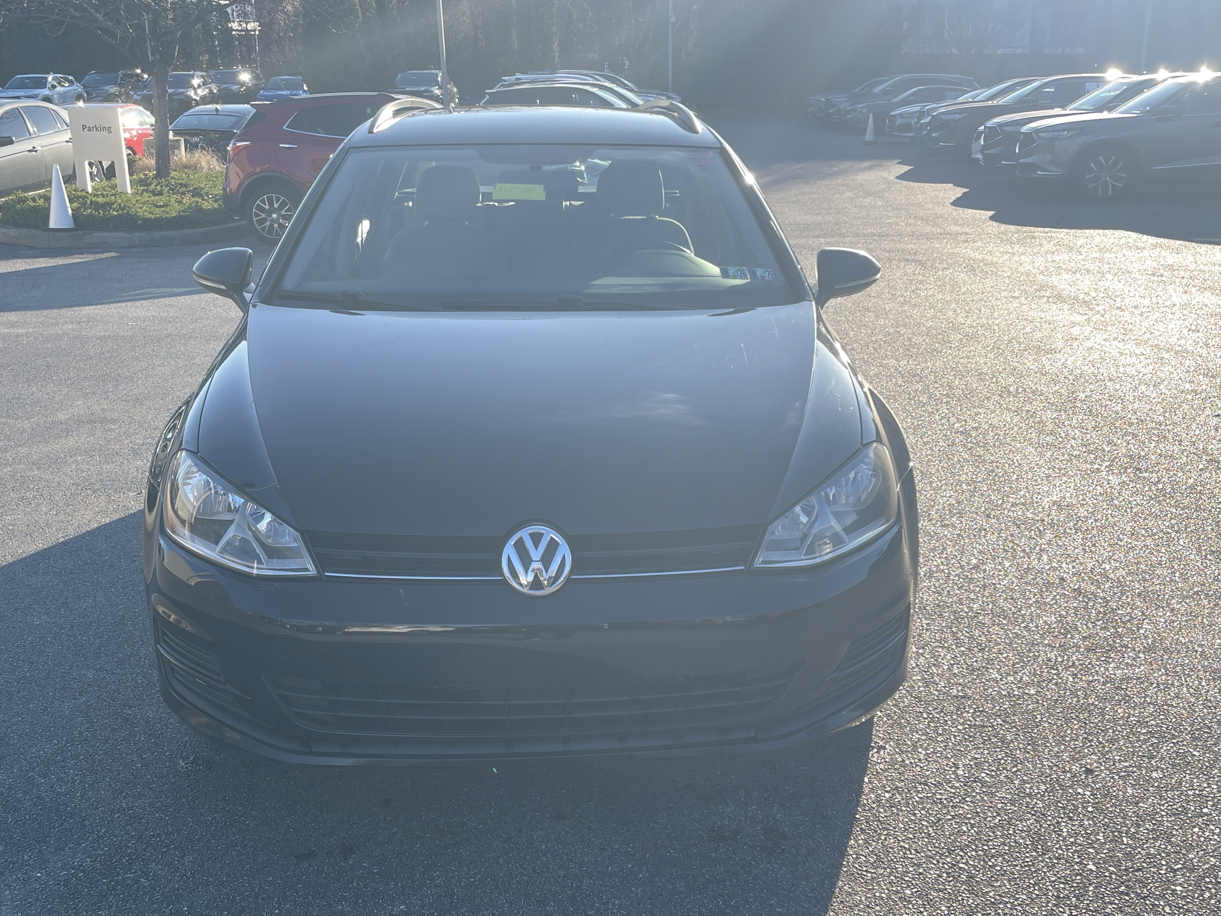 Used 2016 Volkswagen Golf S image 3