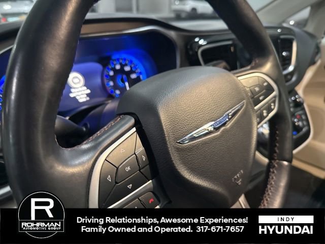 Used 2018 Chrysler Pacifica Touring-L Plus w/ Advanced Safetytec Group image 11