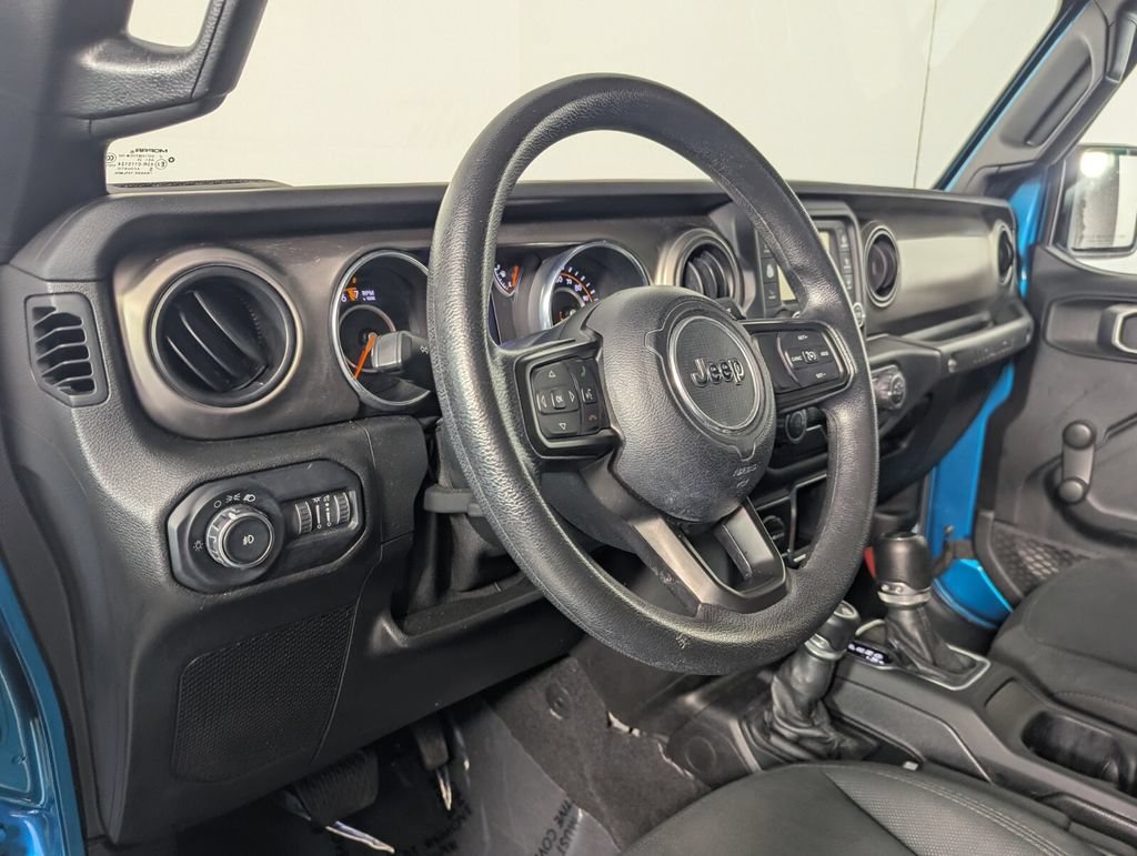 Used 2020 Jeep Wrangler Sport AWD/4WD image 11