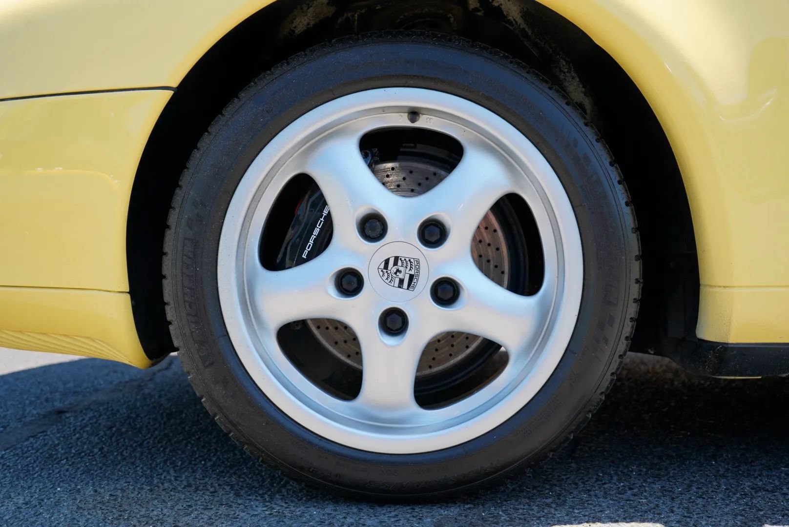Used 1997 Porsche 911 Carrera RWD image 25