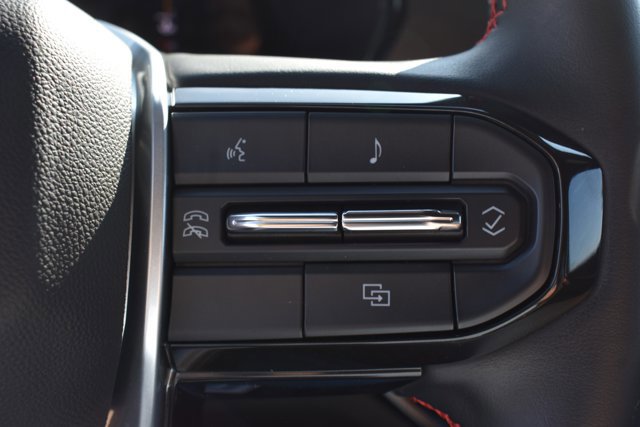 Used 2023 Chevrolet Colorado Z71 image 20