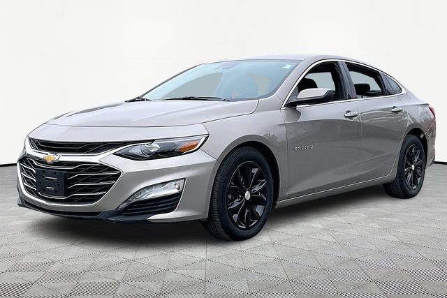 Used 2024 Chevrolet Malibu LT image 3