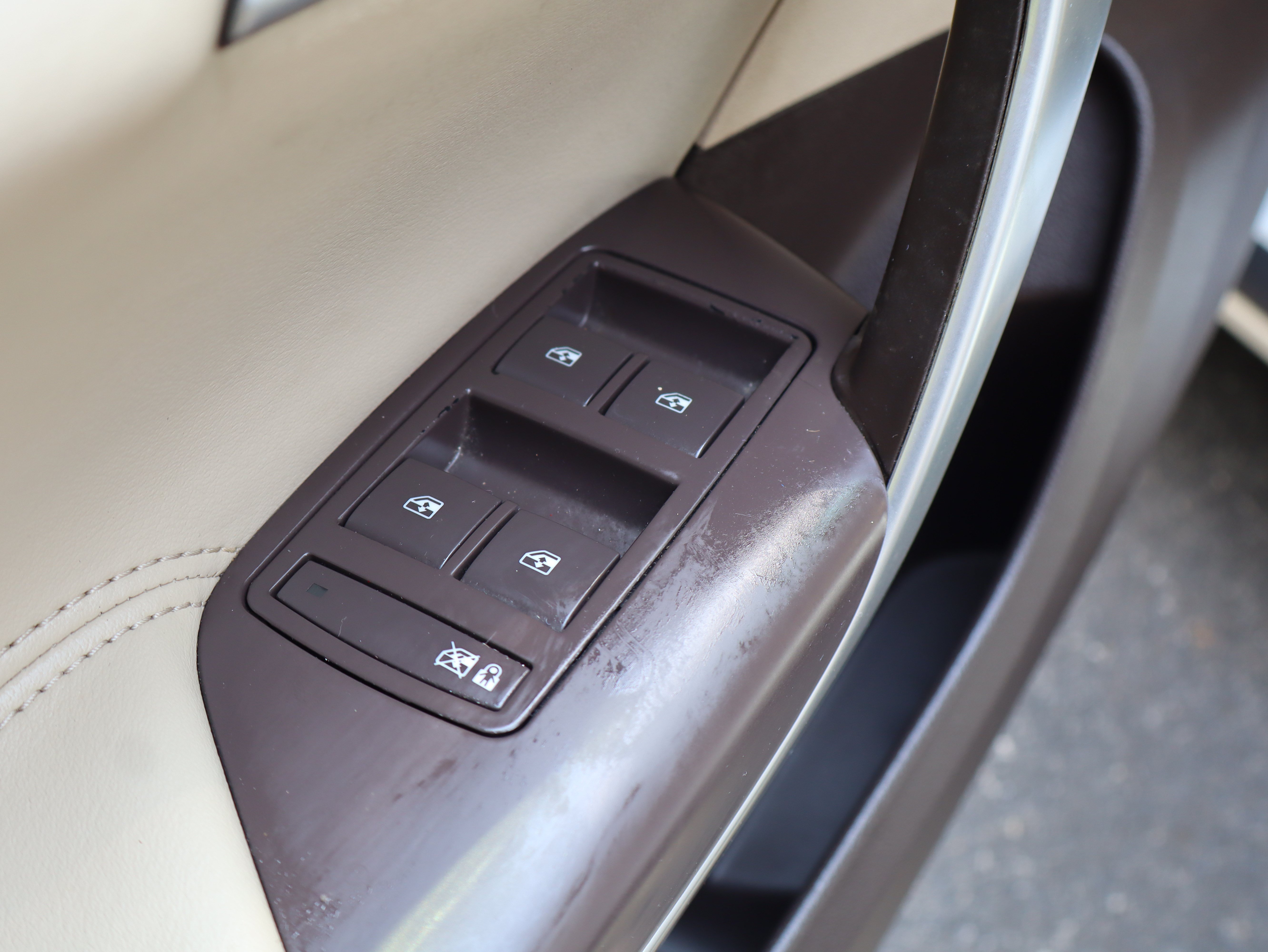 Used 2012 Buick Regal Premium FWD image 20