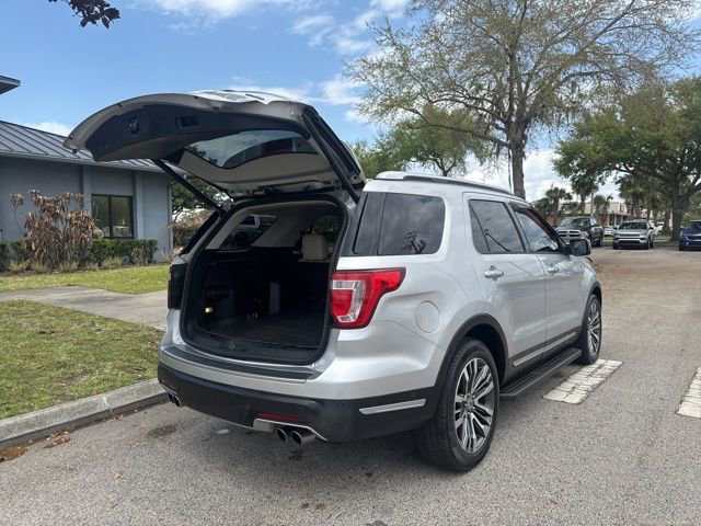 Used 2019 Ford Explorer Platinum image 17
