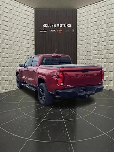 Used 2023 Chevrolet Colorado Z71 w/ Z71 Convenience Package 2 AWD/4WD image 8