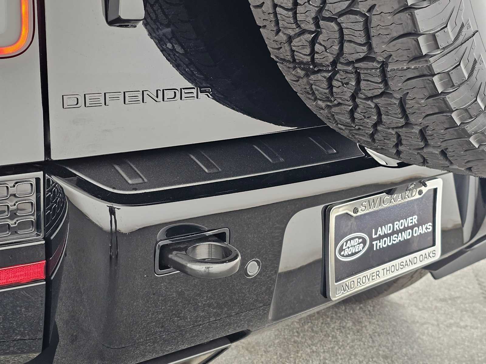 New 2026 Land Rover Defender 110 OCTA AWD/4WD image 13