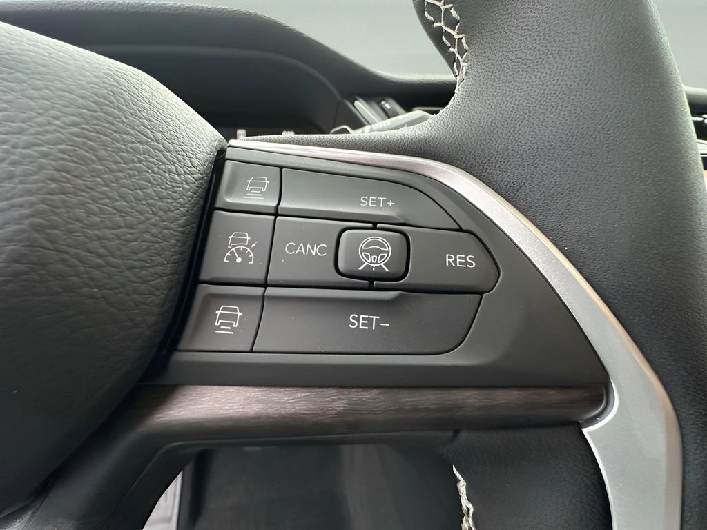 New 2026 Jeep Grand Cherokee Altitude AWD/4WD image 29