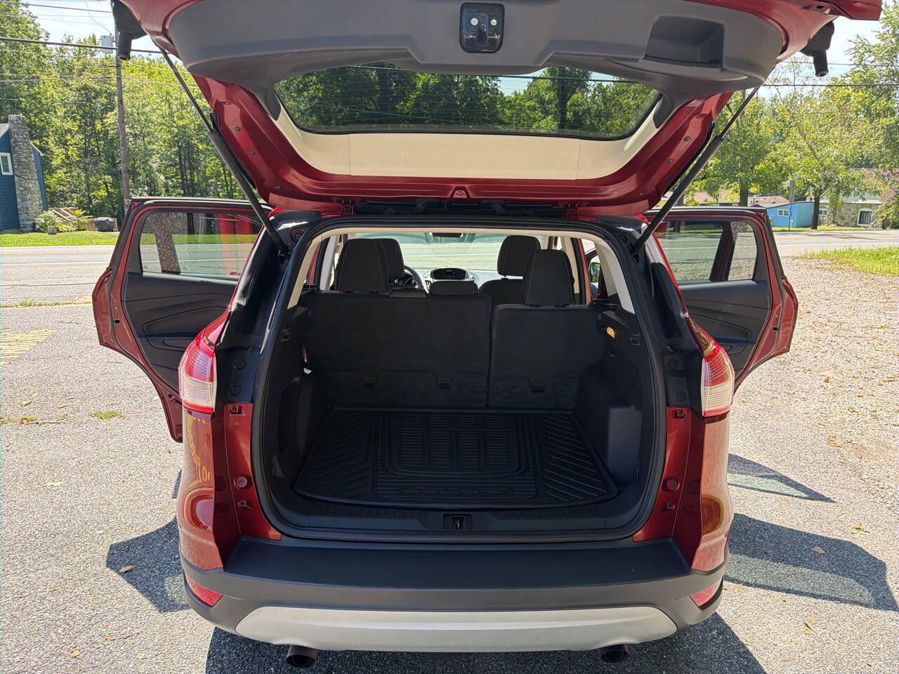 Used 2016 Ford Escape SE AWD/4WD image 25