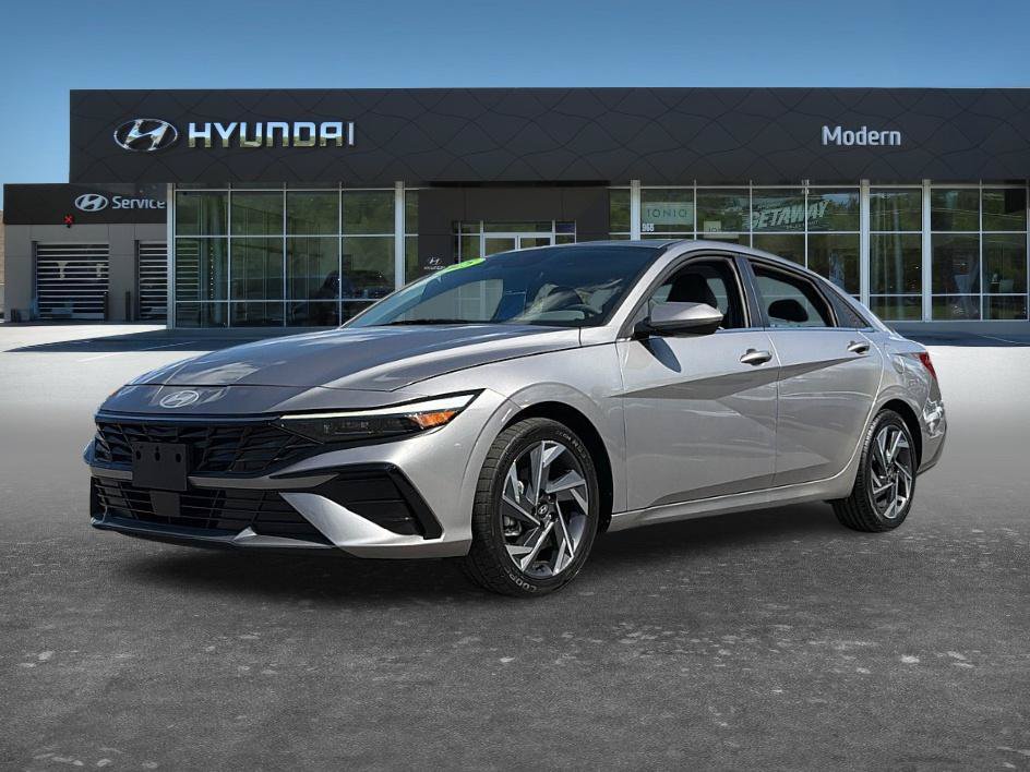 Certified 2025 Hyundai Elantra SEL