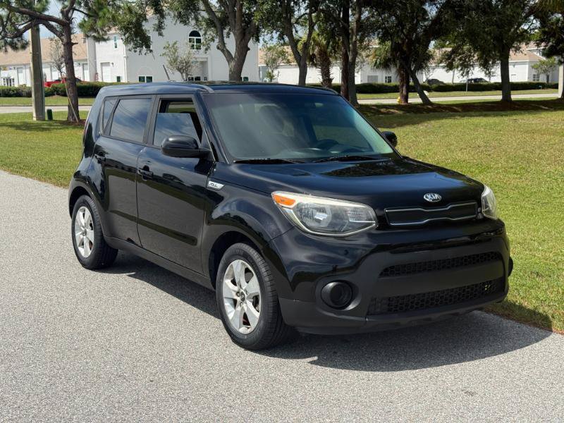 Used 2018 Kia Soul FWD image 1