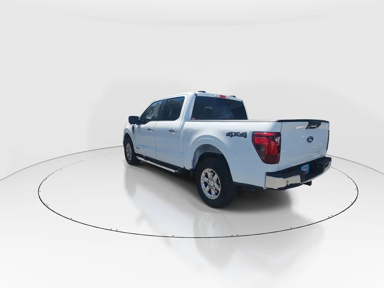 Used 2024 Ford F150 XLT w/ Mobile Office Package image 6