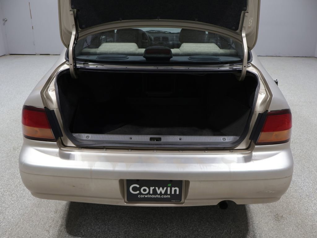 Used 1997 Nissan Maxima FWD image 18