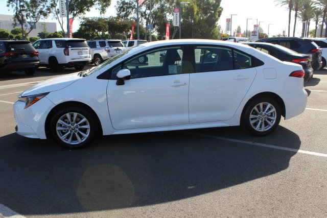 Certified 2026 Toyota Corolla LE w/ LE Premium Package FWD image 6