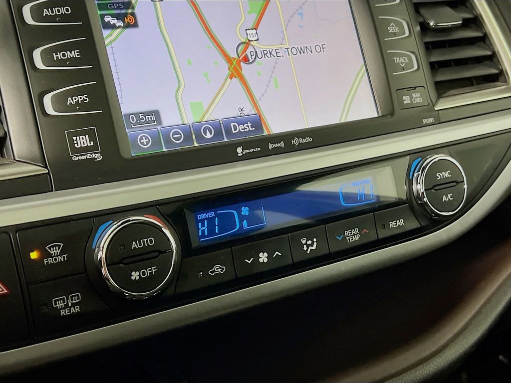 Used 2019 Toyota Highlander Limited Platinum image 15