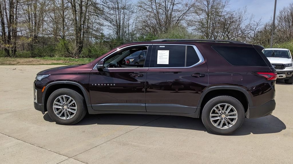 Used 2022 Chevrolet Traverse LT image 6