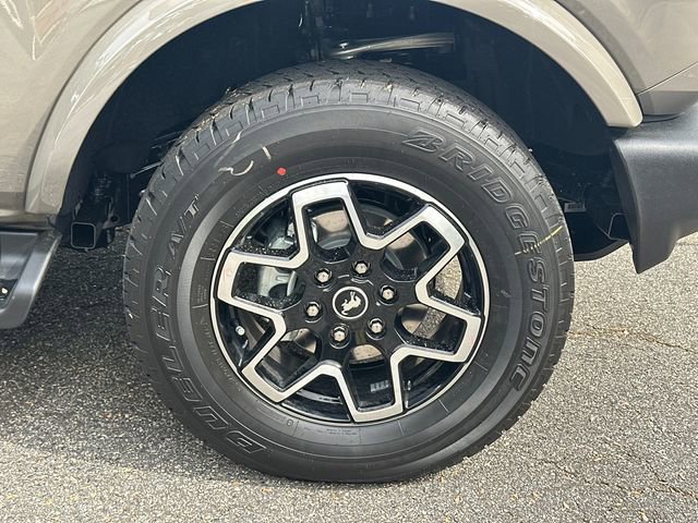 New 2026 Ford Bronco Outer Banks image 12