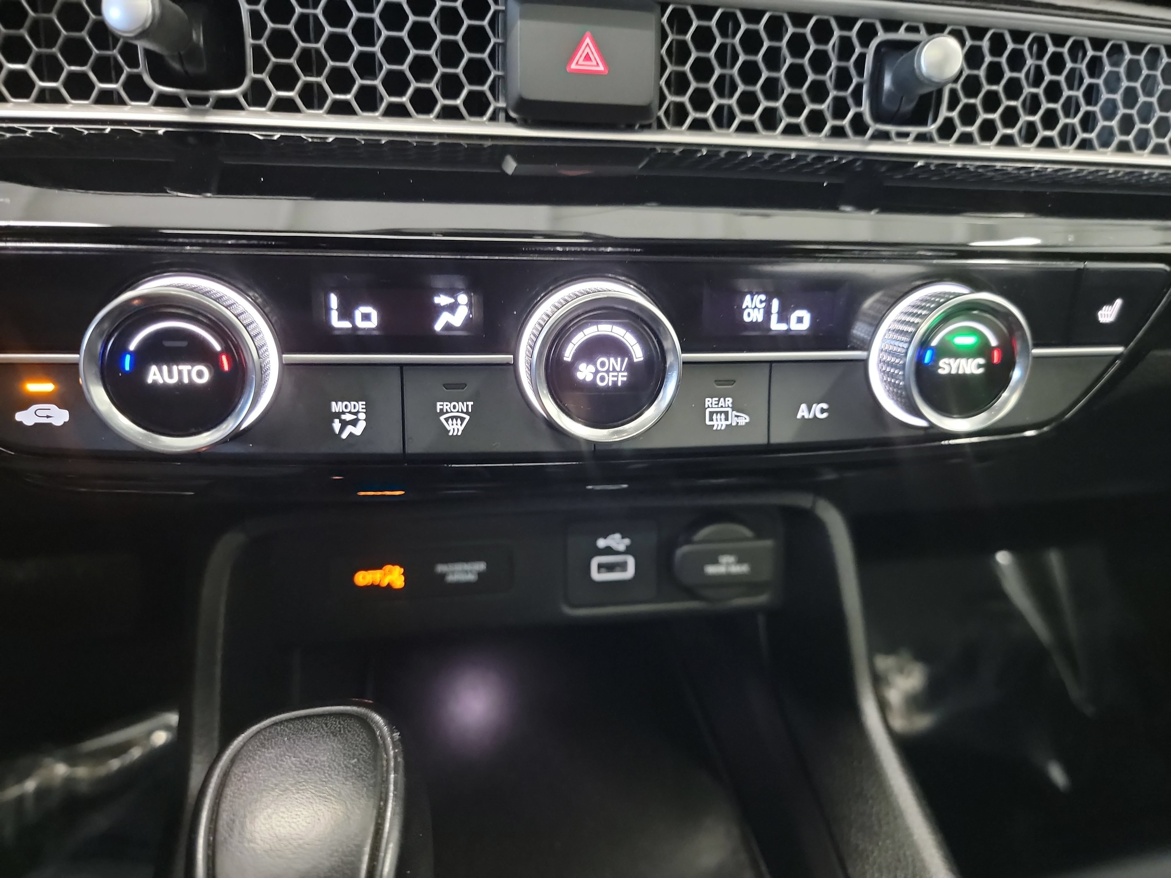 Certified 2024 Honda Civic EX-L image 21