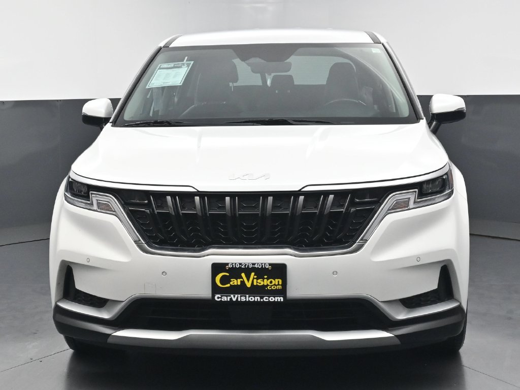 Used 2024 Kia Carnival EX FWD image 7