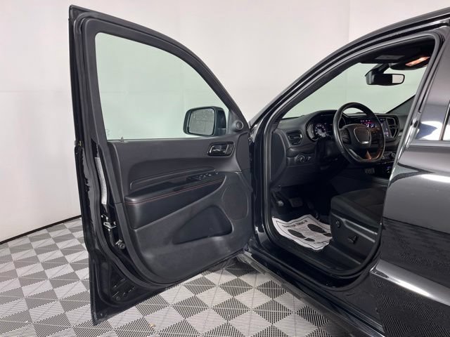Used 2025 Dodge Durango GT RWD image 18