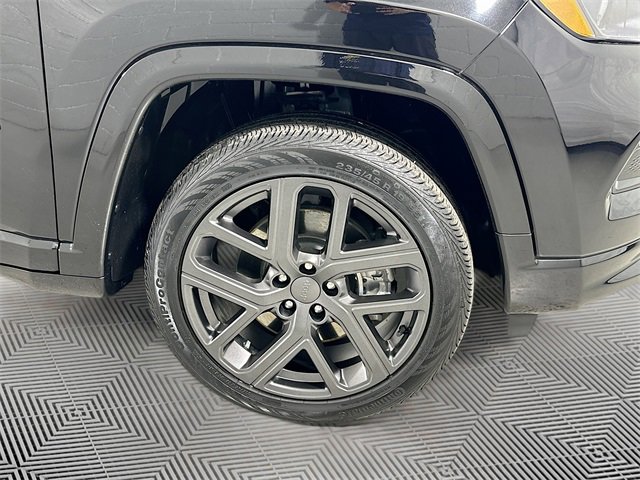 Used 2024 Jeep Compass Limited w/ High Altitude Package image 24