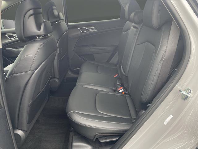New 2026 Kia Sportage EX w/ EX Panorama Roof Package image 34