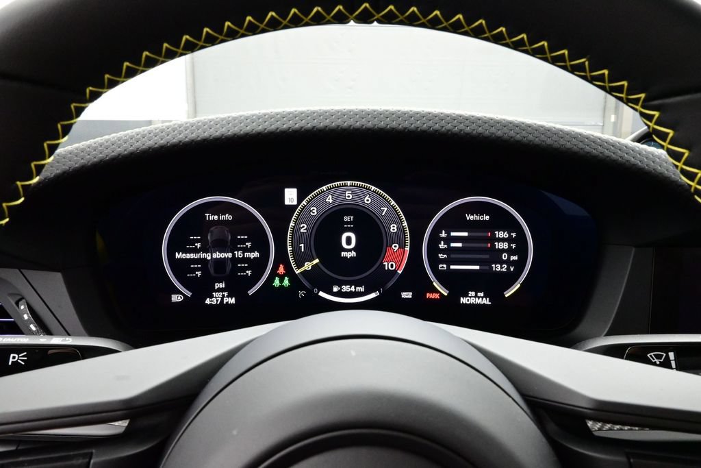 Used 2026 Porsche 911 GT3 RWD image 9
