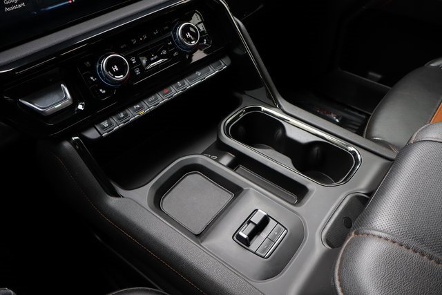 Used 2025 GMC Sierra 2500 AT4 w/ AT4 Premium Plus Package image 38