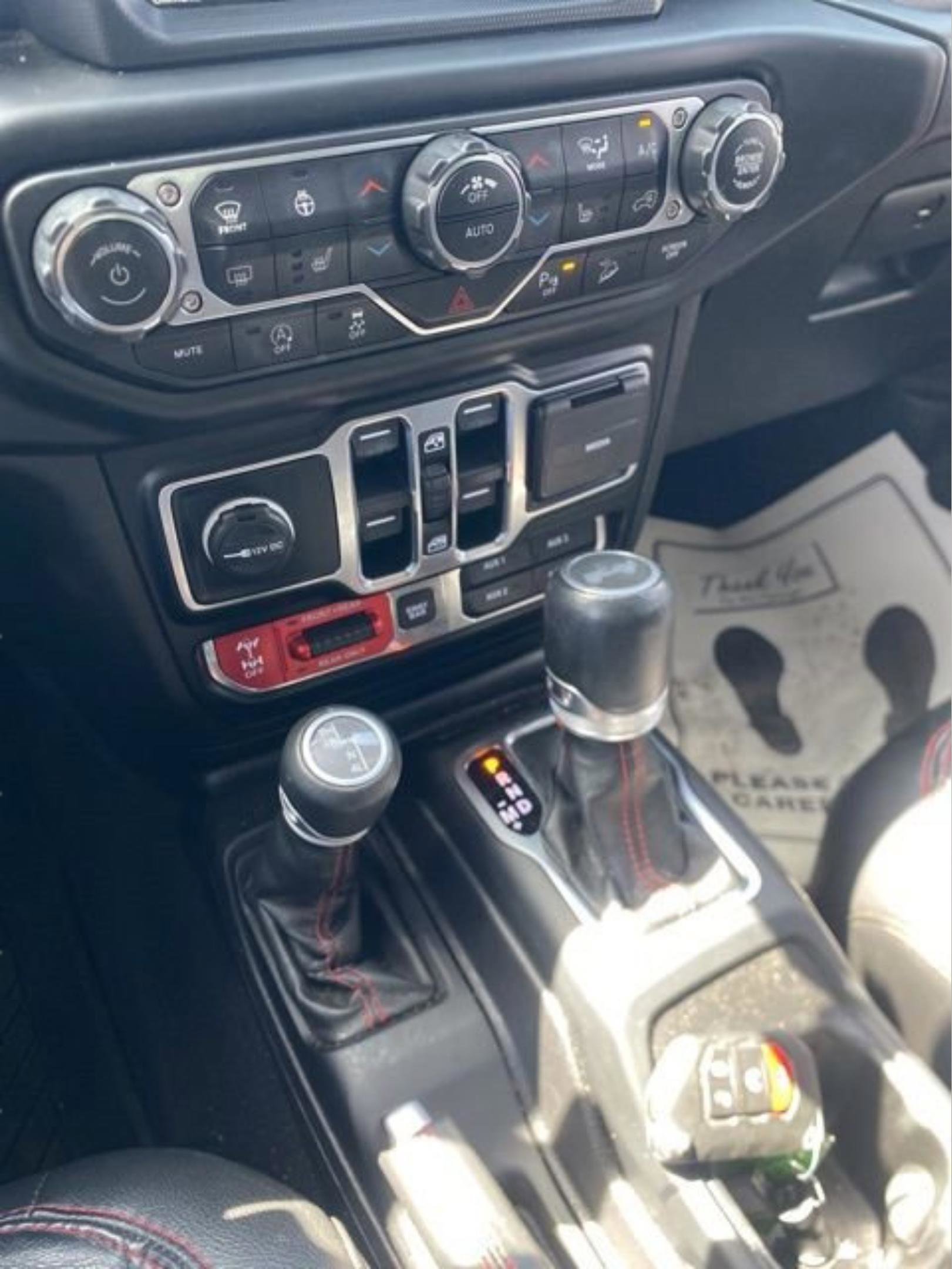 Used 2020 Jeep Wrangler Unlimited Rubicon w/ Quick Order Package 28Y Recon AWD/4WD image 18