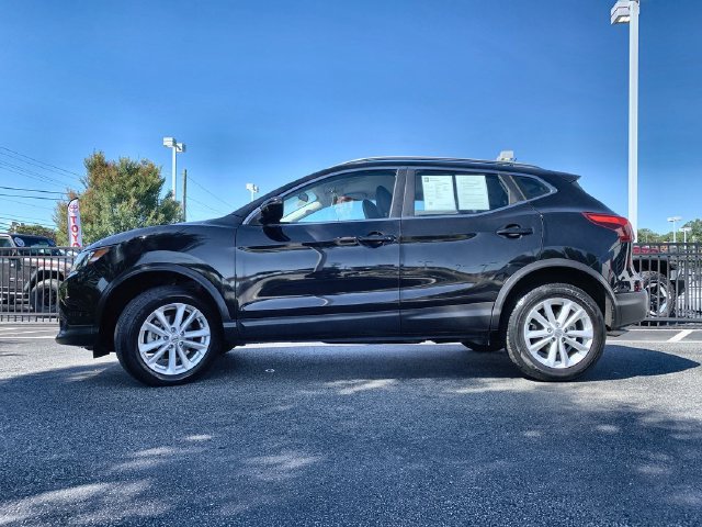 Used 2017 Nissan Rogue Sport SV FWD image 5