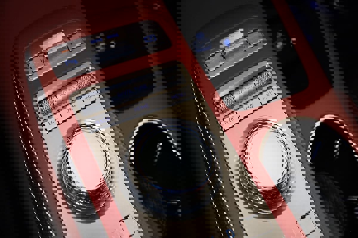 Used 2023 Genesis GV70 2.5T w/ Sport Prestige Package image 31