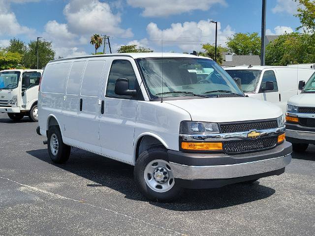 New 2025 Chevrolet Express 2500 w/ Driver Convenience Package RWD image 27