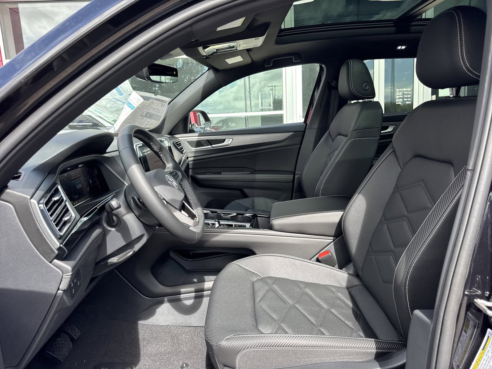 New 2026 Volkswagen Atlas Cross Sport SE image 9