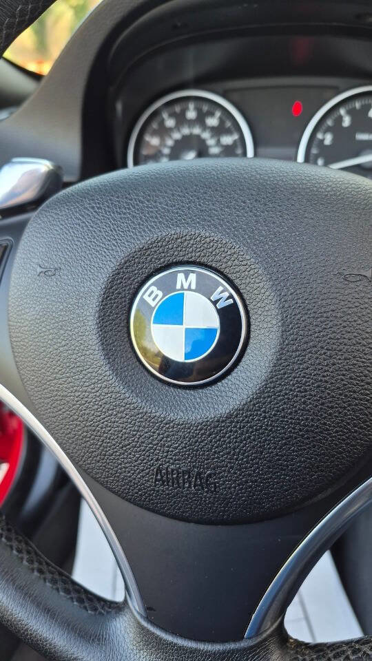 Used 2009 BMW 328i Convertible image 39