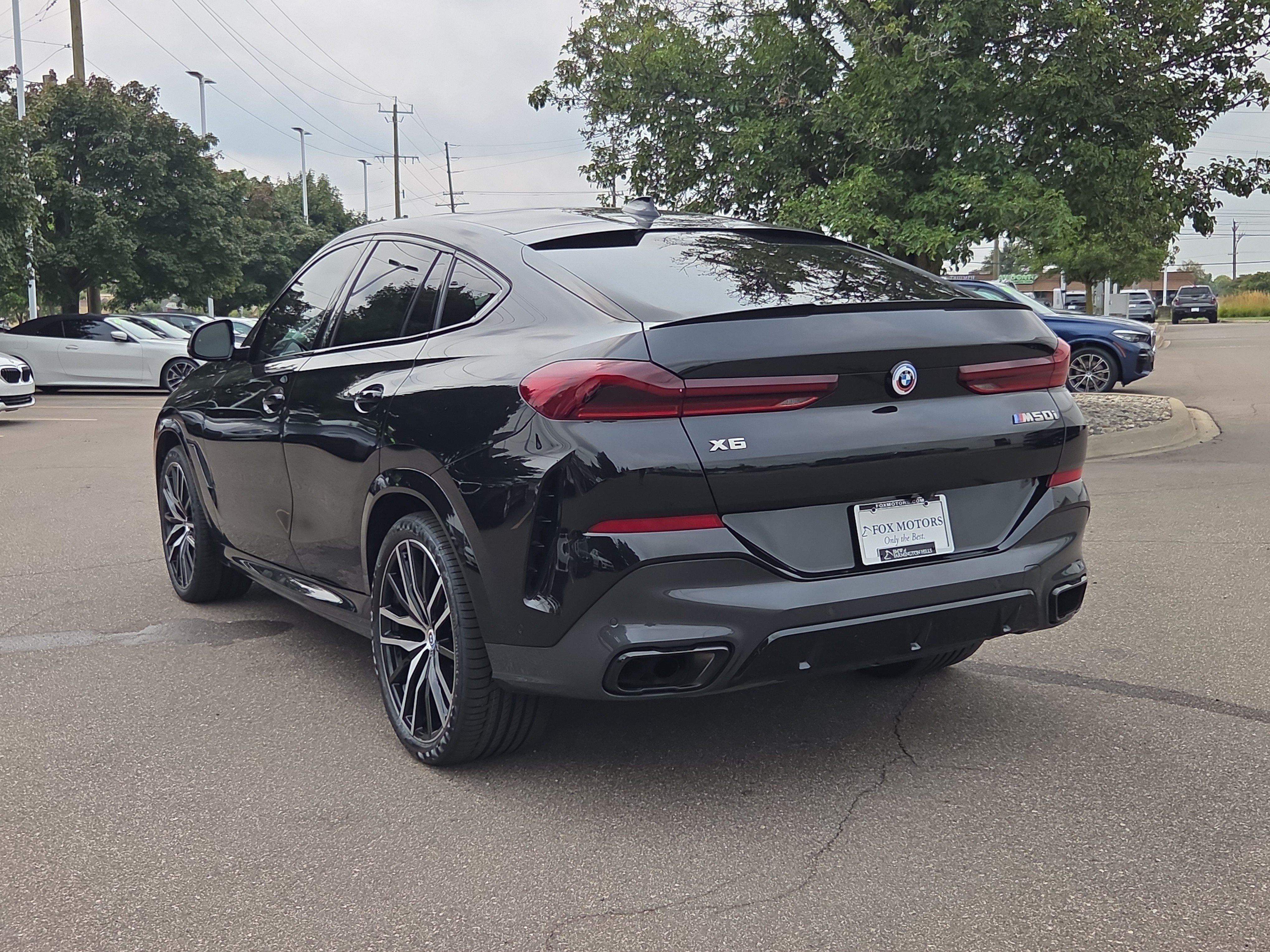 Used 2023 BMW X6 M50i w/ Executive Package AWD/4WD image 3