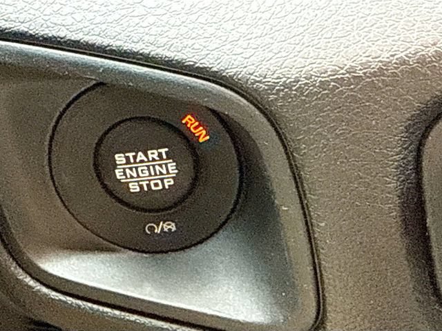 Used 2024 Jeep Wrangler Unlimited Sport AWD/4WD image 33