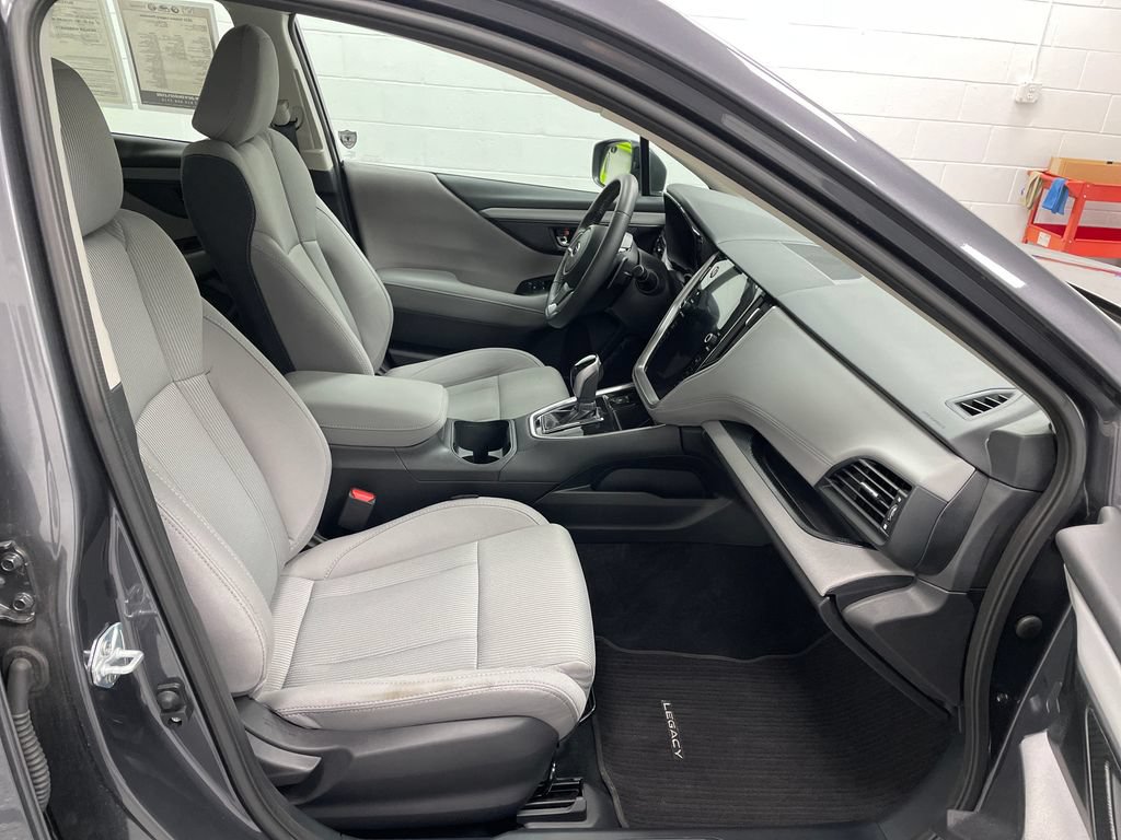 Used 2025 Subaru Legacy Premium AWD/4WD image 12