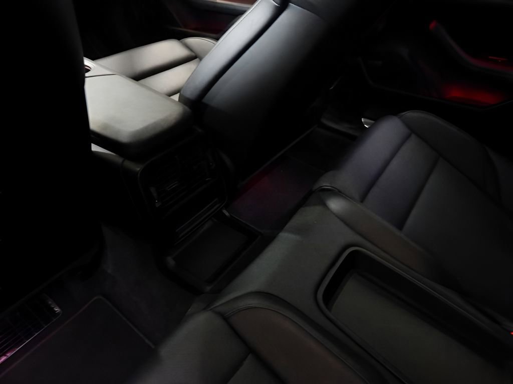 Used 2021 Porsche Taycan 4S image 25