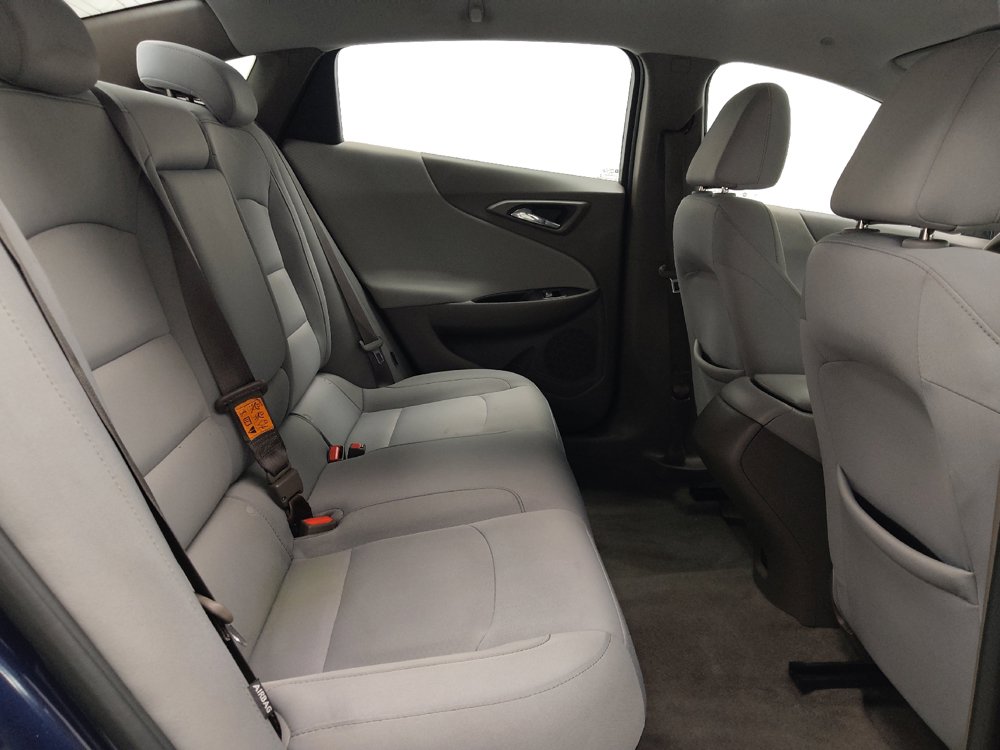 Used 2017 Chevrolet Malibu LS FWD image 19