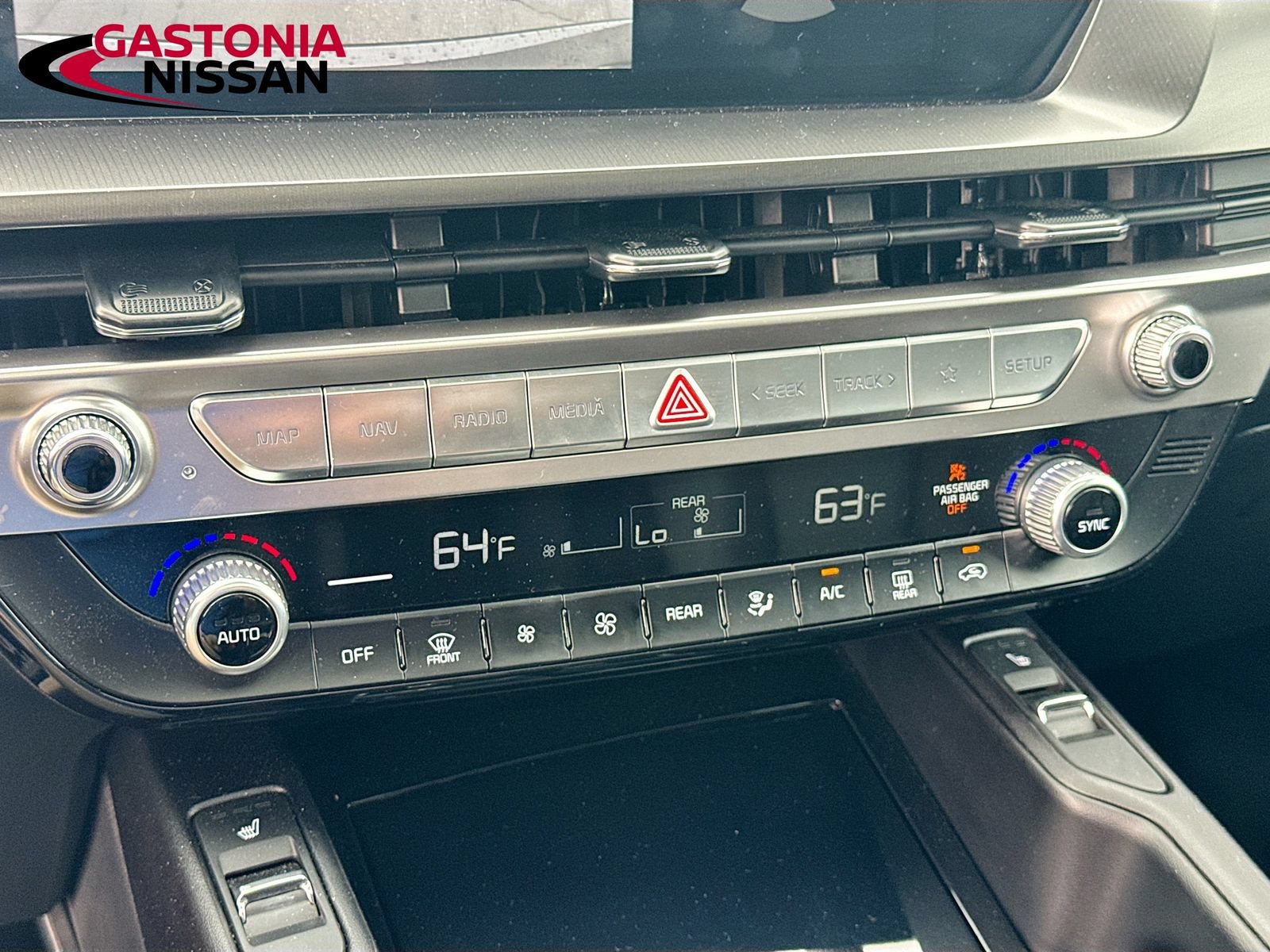 Used 2025 Kia Telluride S FWD image 21