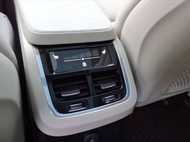 Used 2022 Volvo XC90 T8 Inscription Expression w/ Advanced Package image 17
