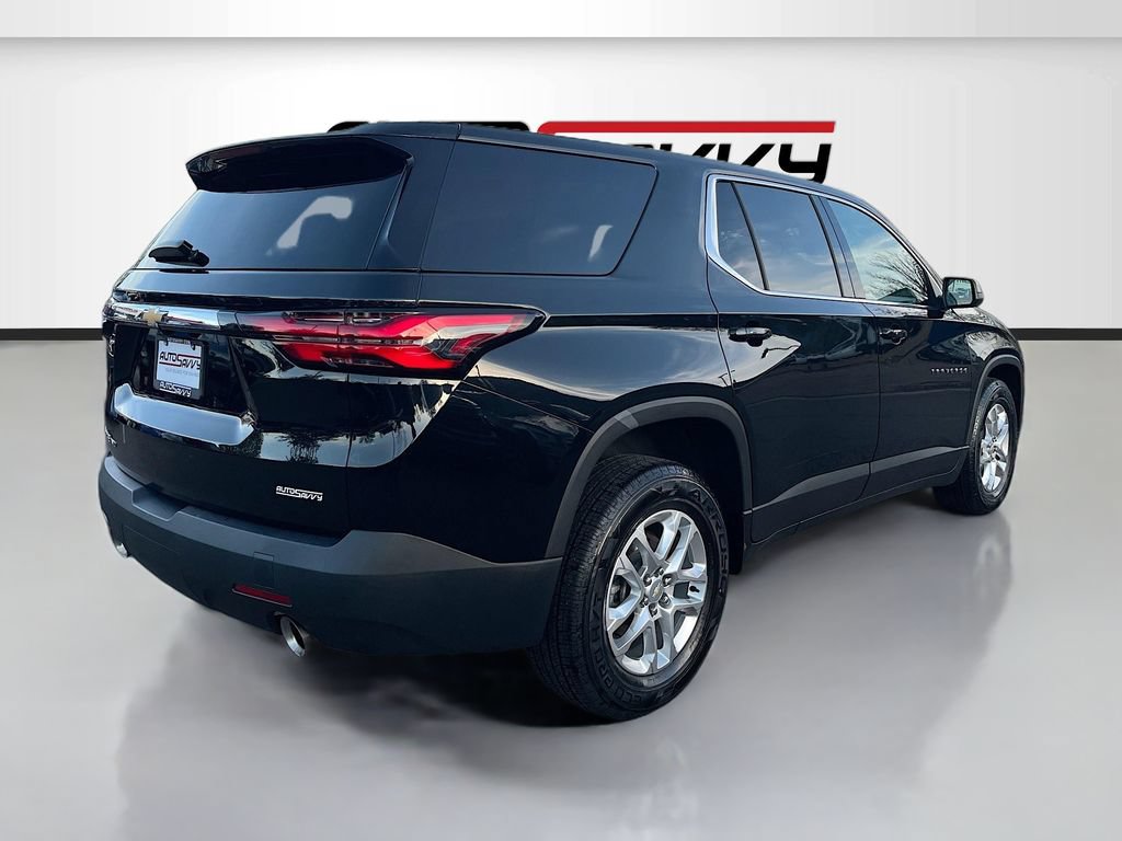Used 2023 Chevrolet Traverse LS AWD/4WD image 7